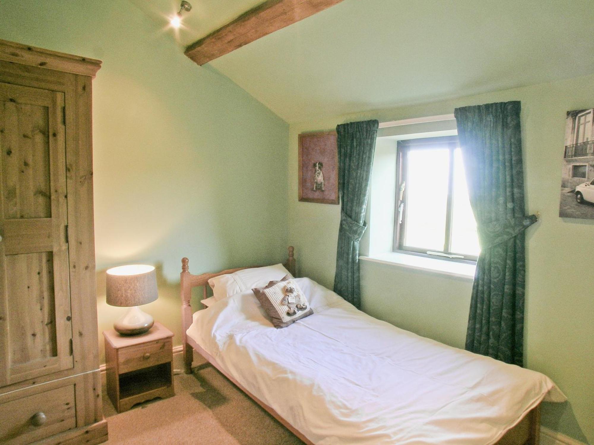 The Old Stables Villa Helsby Bagian luar foto